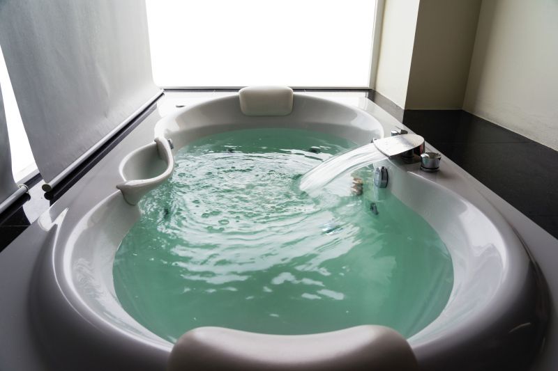 Jacuzzi Style Tub